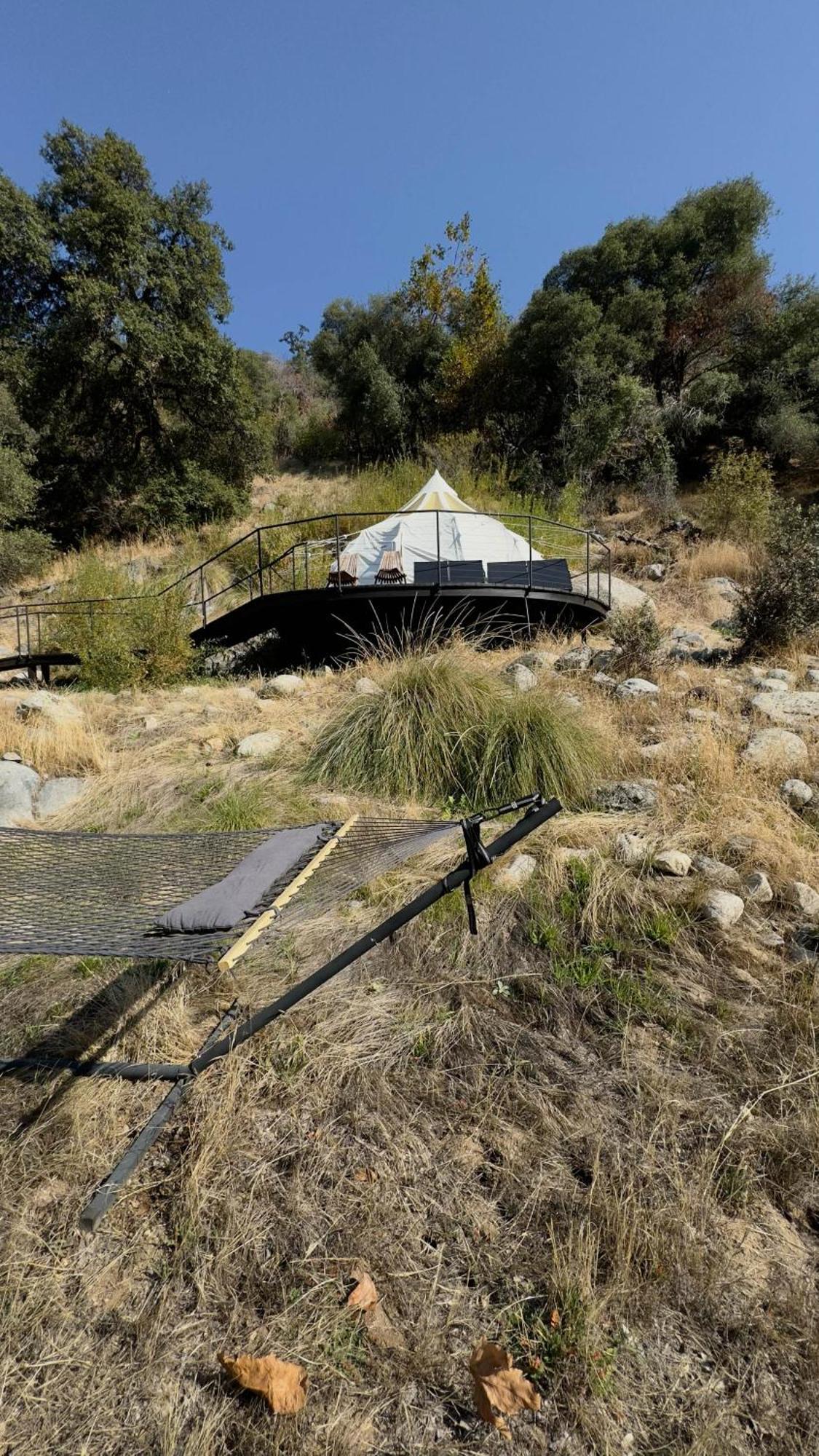Paradise Ranch Inn - Liberated Tent Three Rivers Bagian luar foto